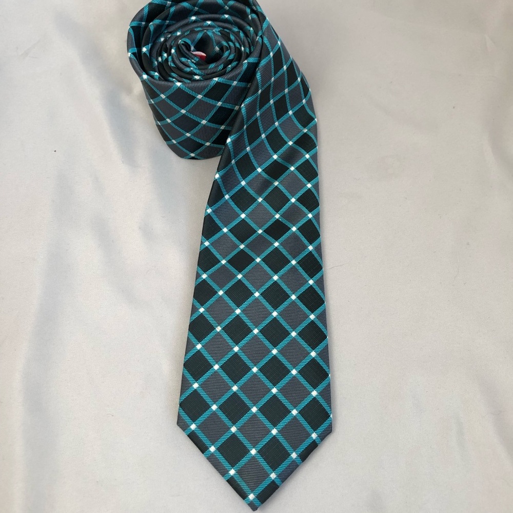 Bugle Boy Blue Grey Diamond Pattern Men’s Necktie - Picture 3 of 7